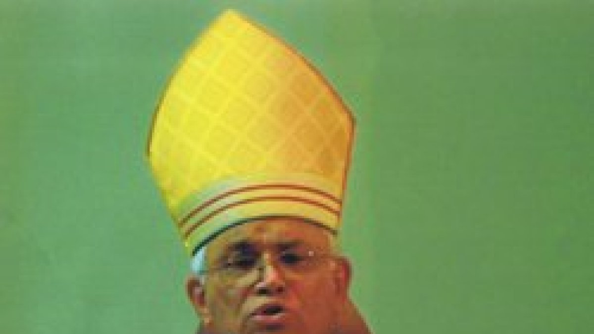 Arzobispo costarricense autoriza a sus sacerdotes a absolver el pecado del aborto