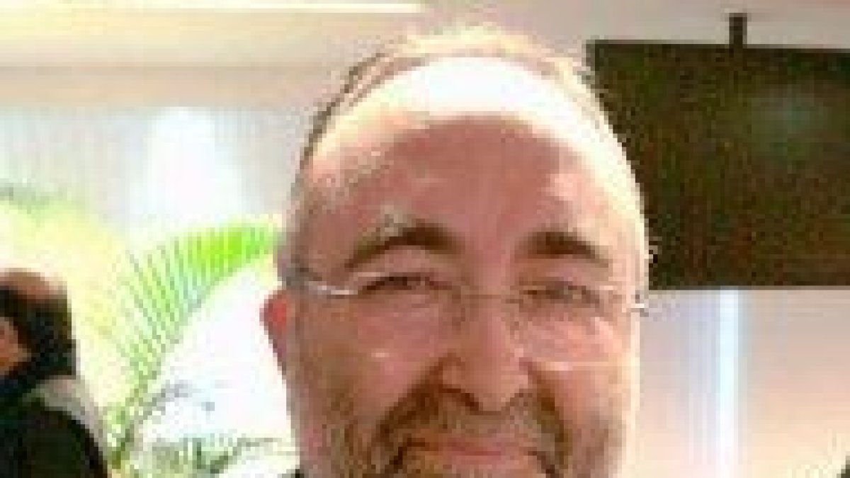 Monseñor Jesús Sanz Montes