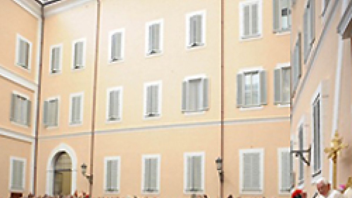 El Papa asegura que la peor ruina en la Iglesia es la de las personas y comunidades