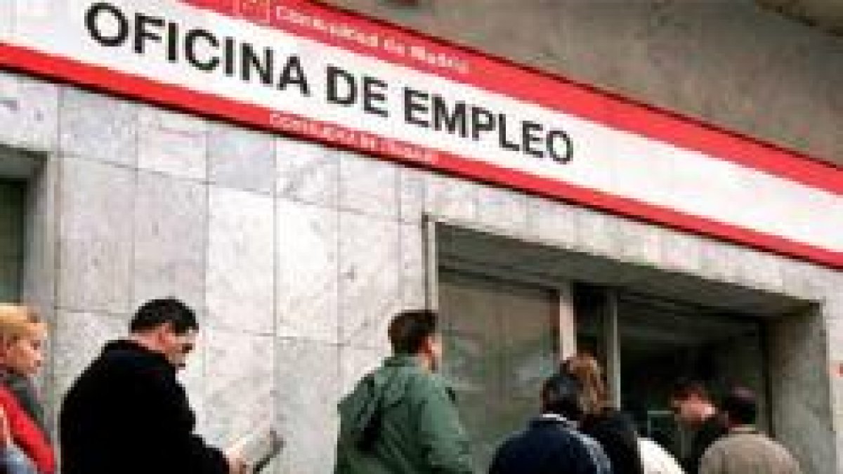 Cáritas reclama al Gobierno más protección social para los colectivos afectados por la crisis