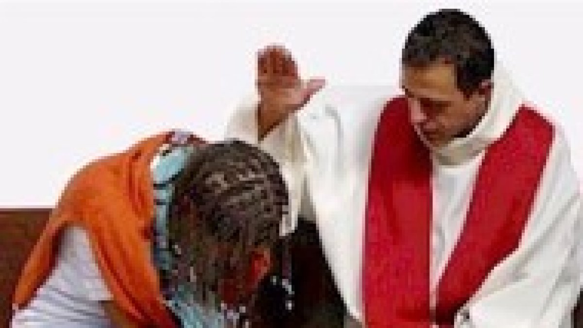 Una joven se confiesa