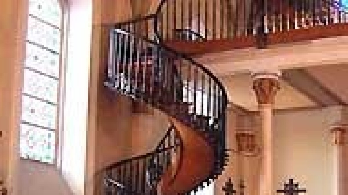 La escalera misteriosa.