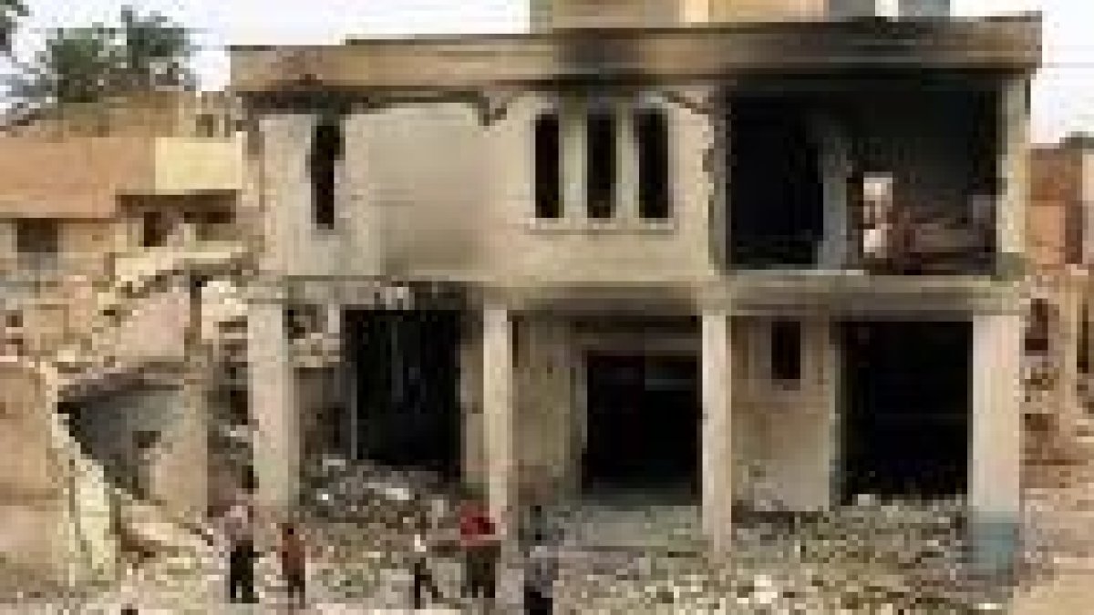 Una iglesia reventada tras un atentado en Irak