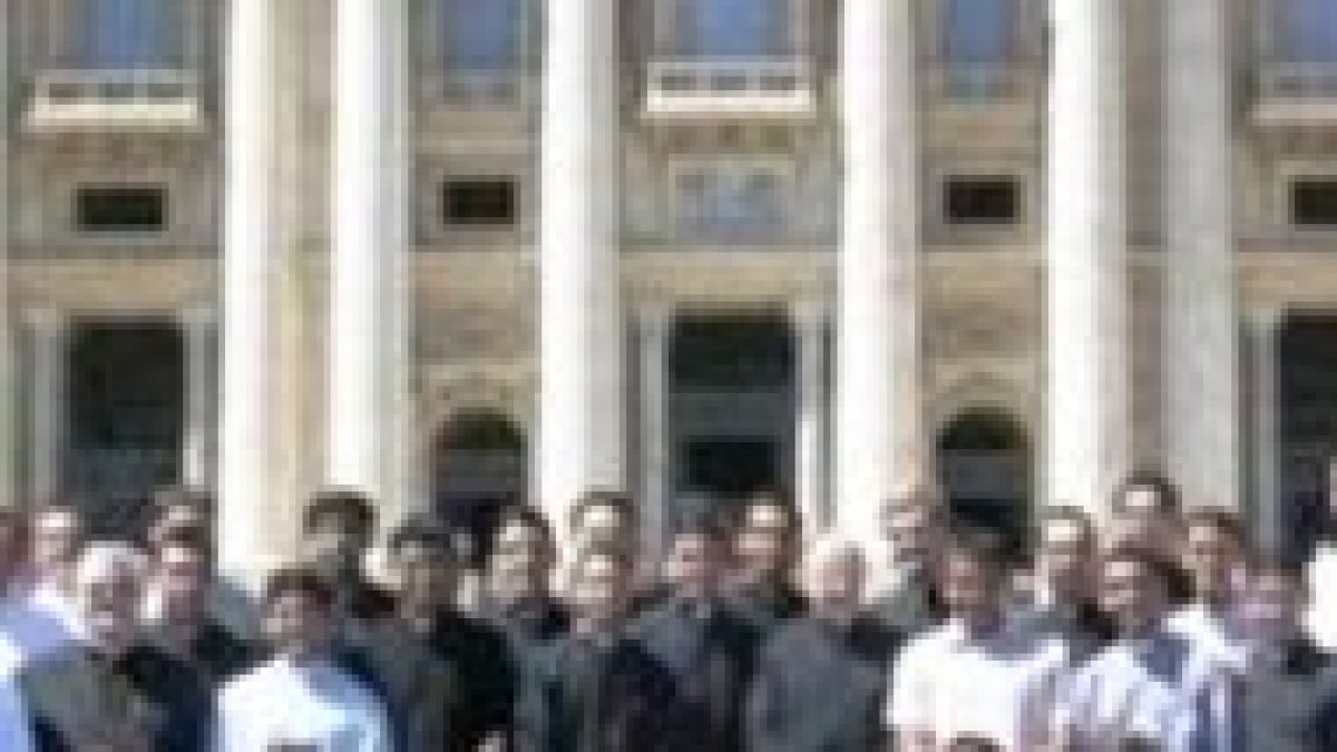 Un grupo de seminaristas en San Pedro