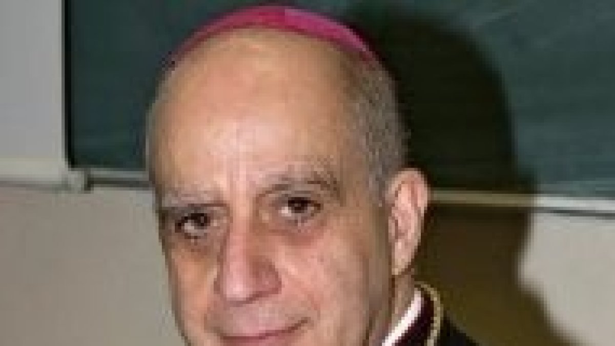 Monseñor Rino Fisichella