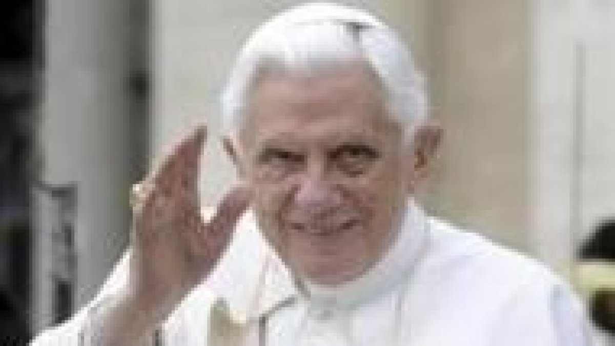 Benedicto XVI durante la Audiencia General