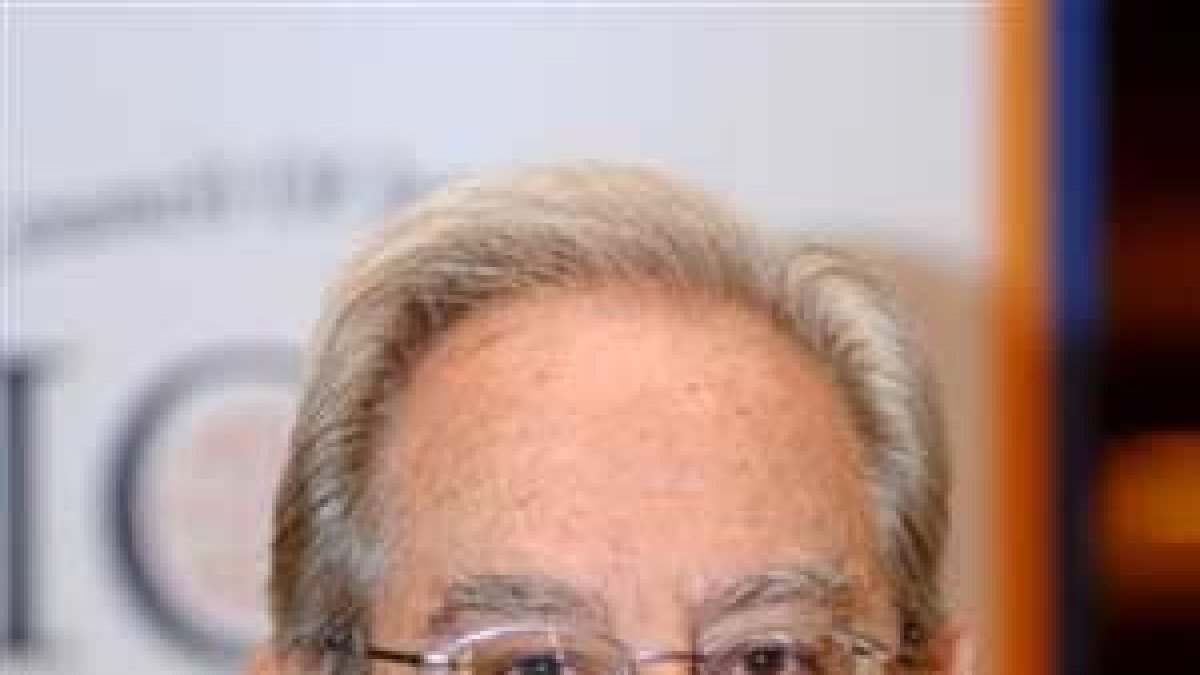 Más razón que corazón