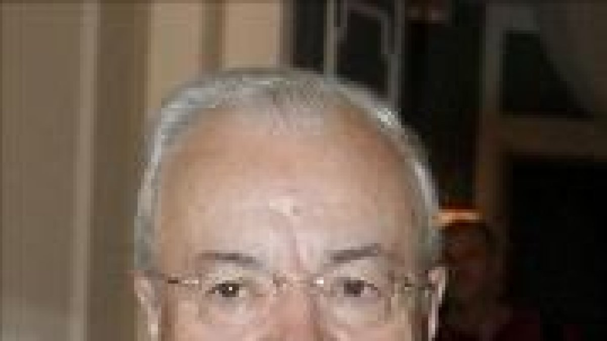 Monseñor Manuel Monteiro