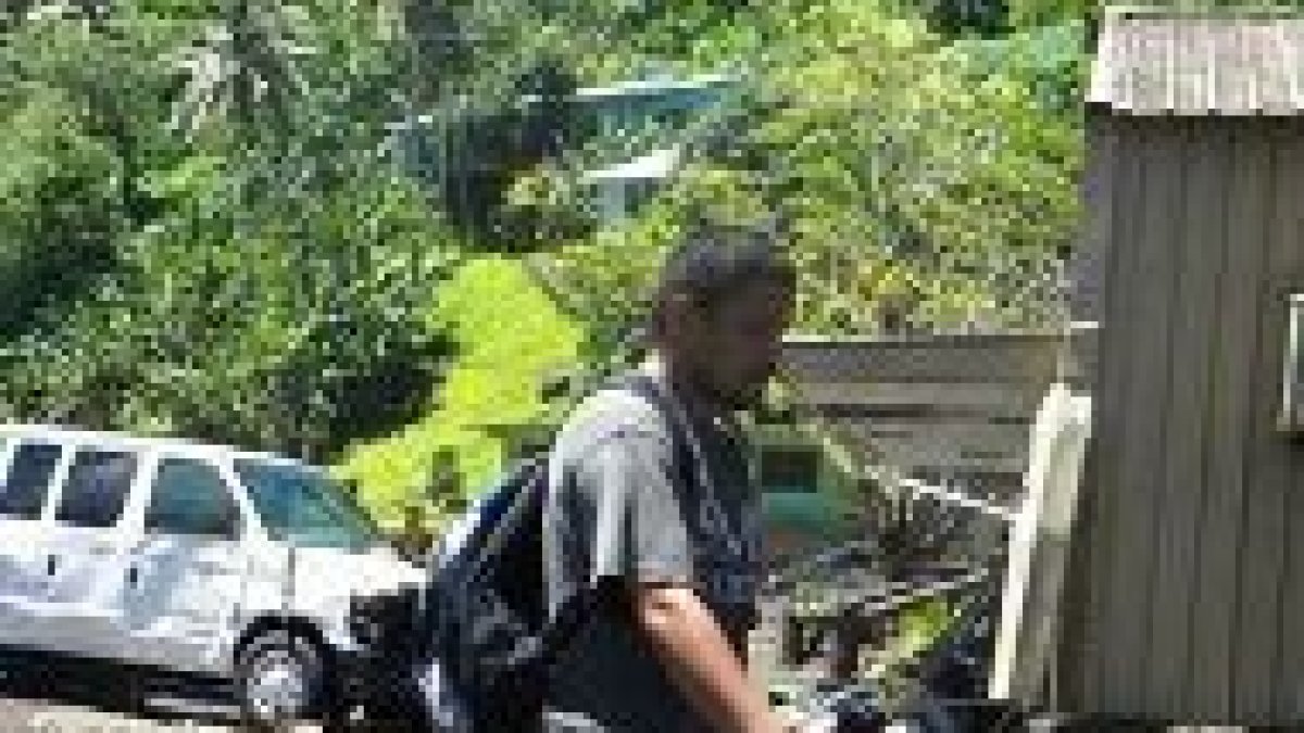 Un superviviente del tsunami