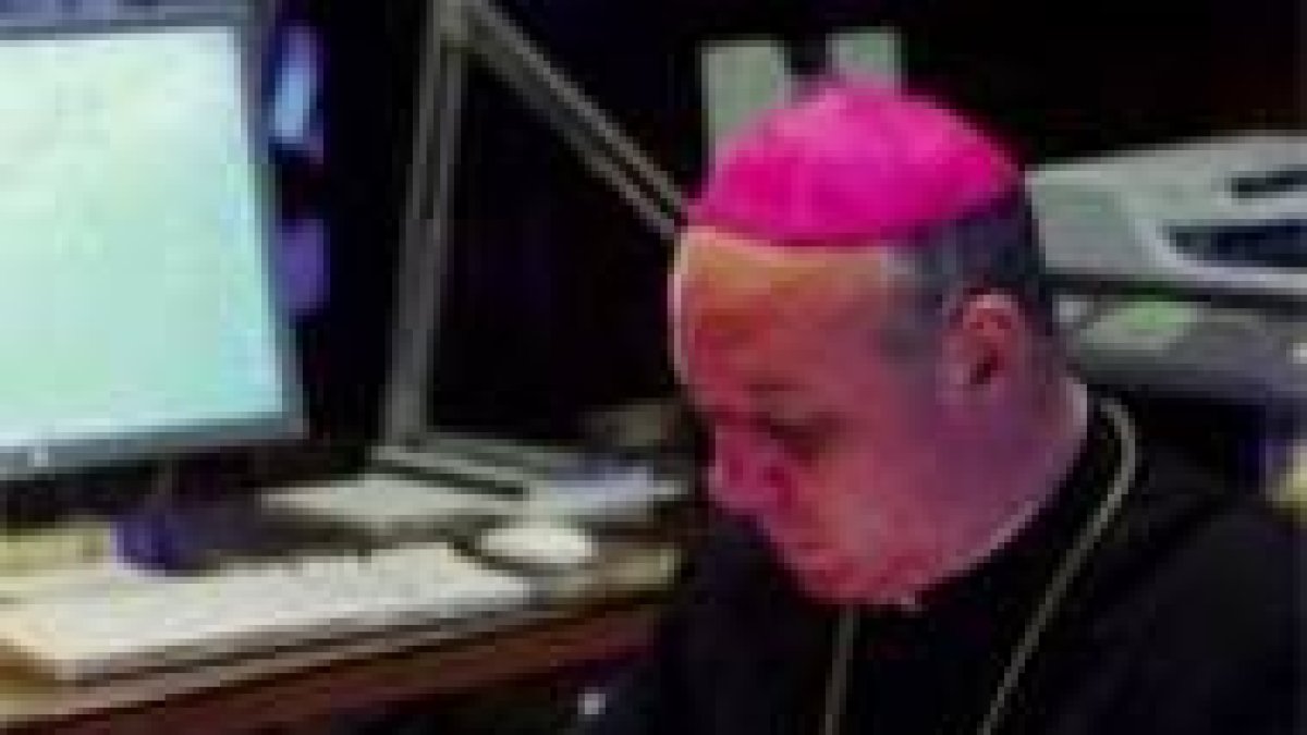 El obispo director del Archivo Secreto Vaticano, Sergio Pagano