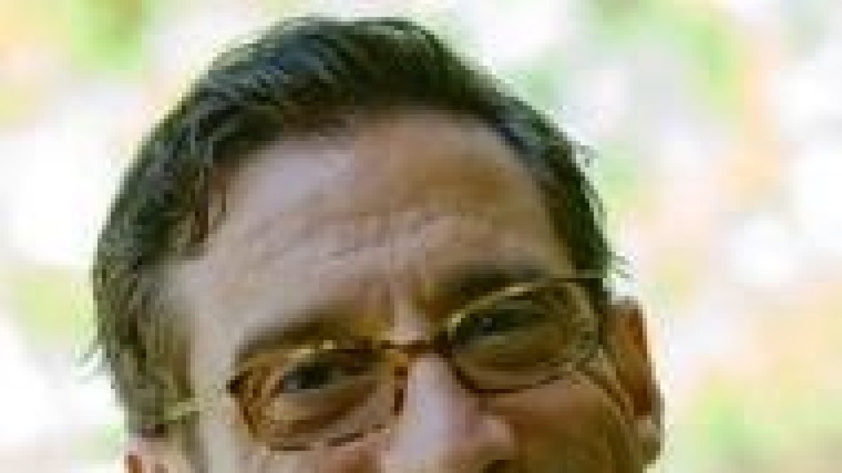Geoffrey Farrow, ex sacerdote y homosexual