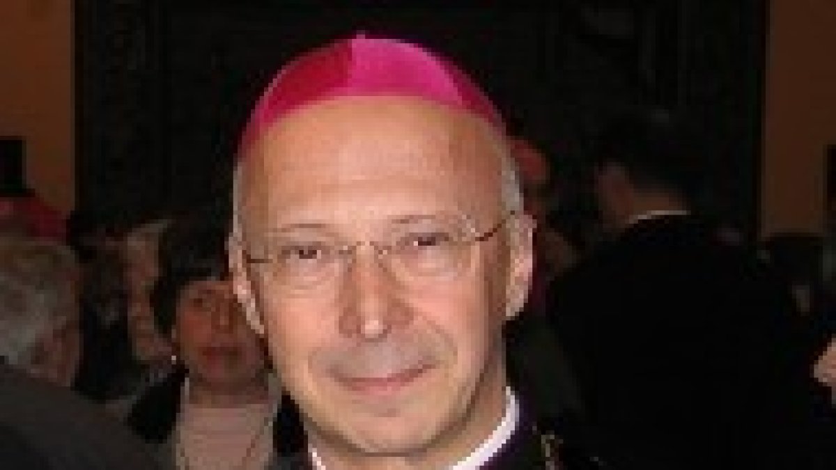 Cardenal Angelo Bagnasco