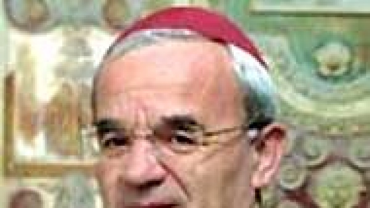 Monseñor Renzo Fratini