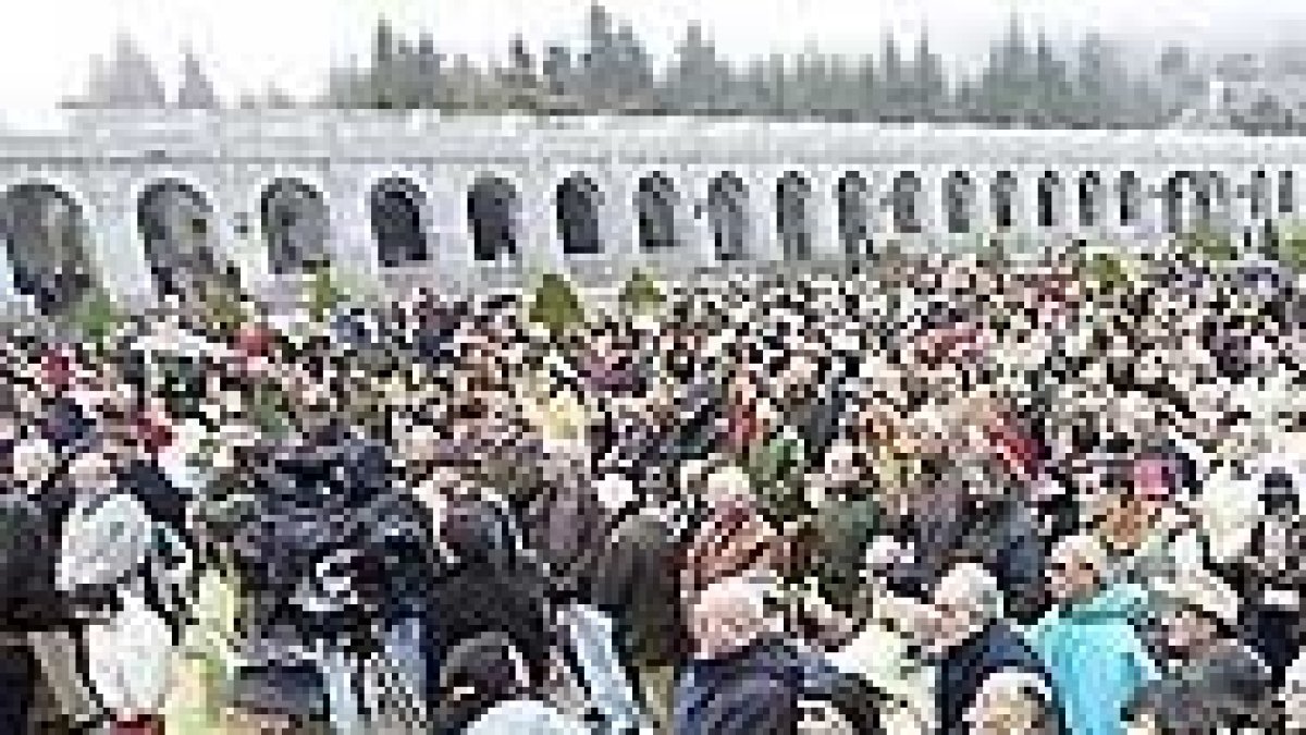 Miles de héroes anónimos salvaron la basílica.
