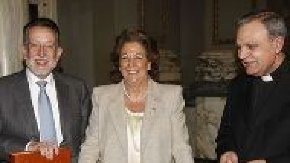 Acto de presentación de la biblia