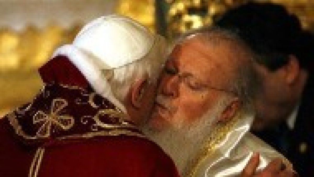 Benedicto XVI y el Patriarca Ortodoxo Bartolomé