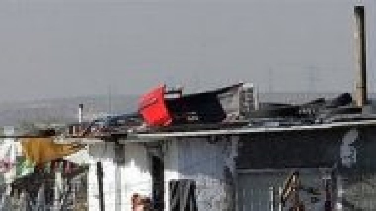 Pobres en una chabola