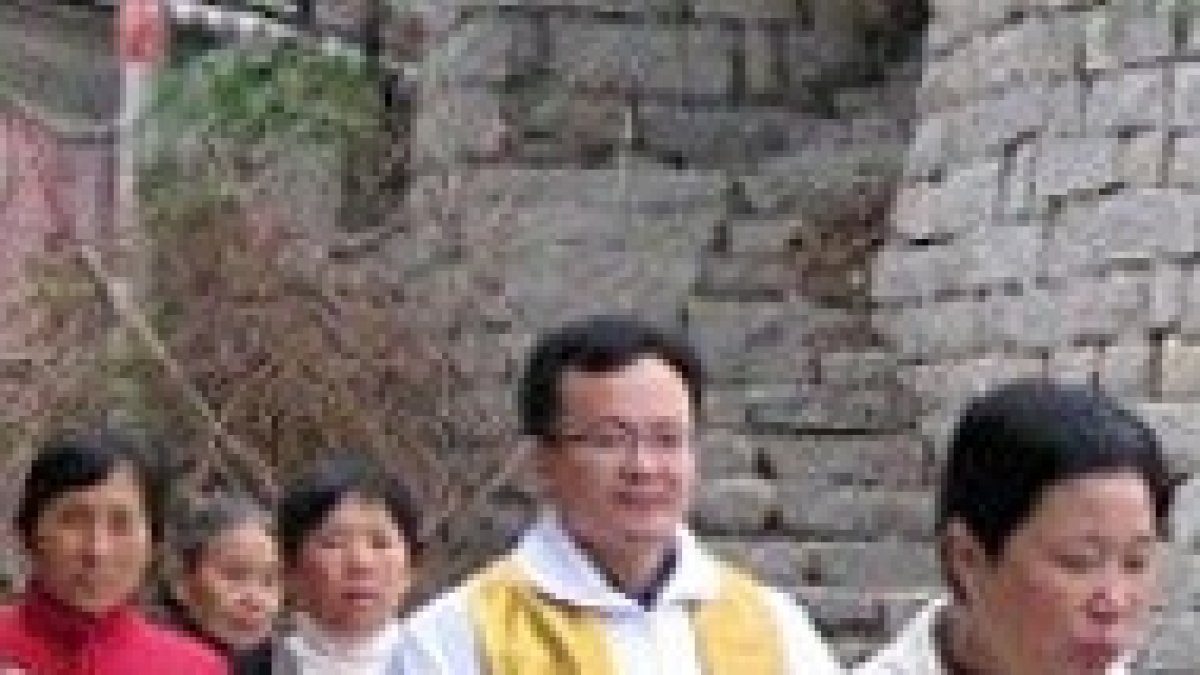 El sacerdote chino católico John Baptist Luo Wen