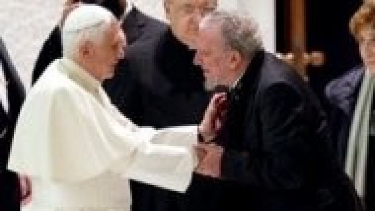 El Papa y Kiko Arguello