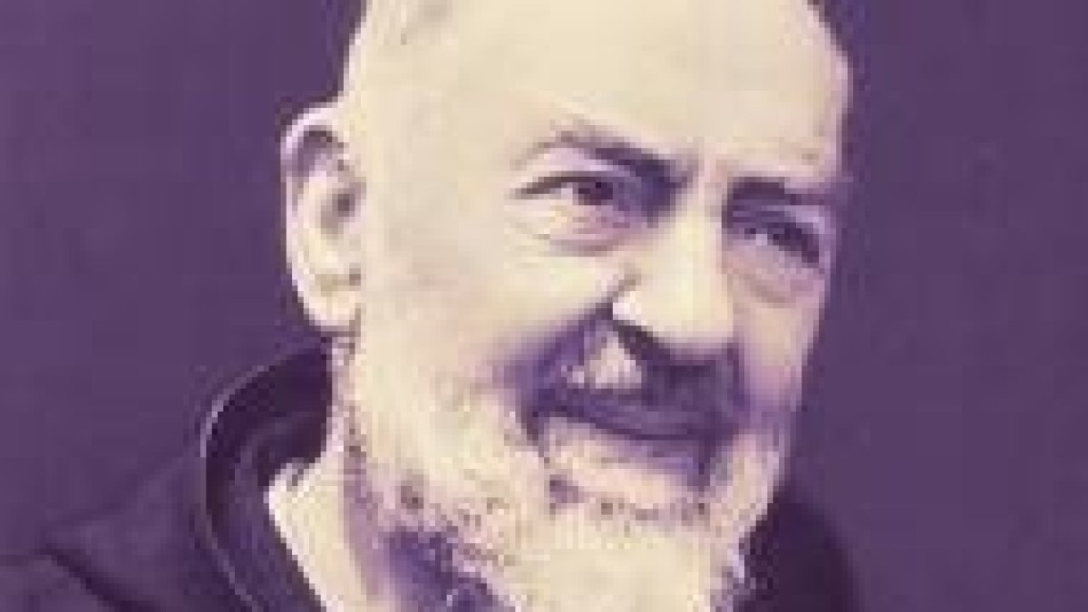 Carátula de Padre Pío. Los milagros desconocidos