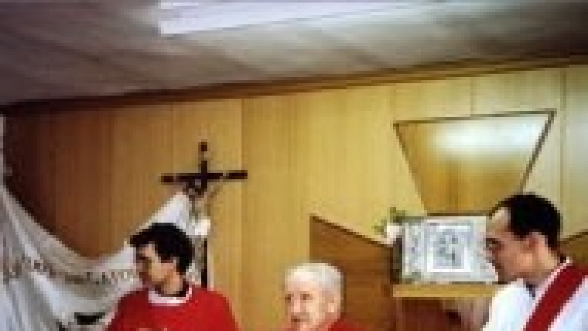 Servi Trinitatis en la capilla de la Juventud de Acción Católica de Cuenca