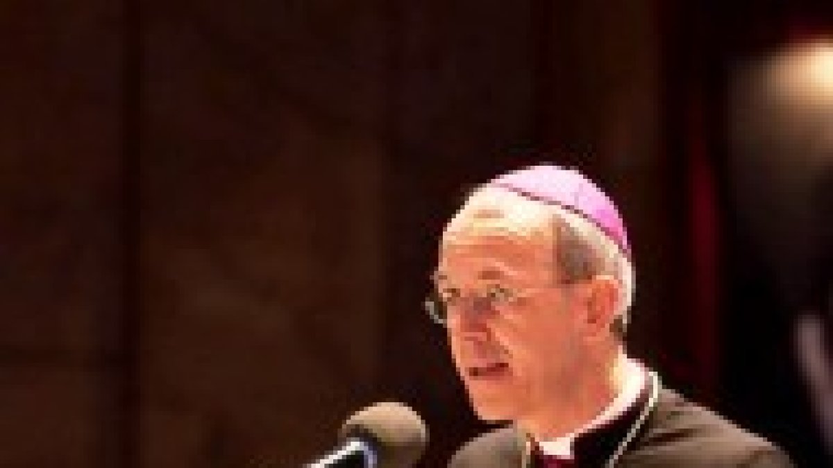 Obispo auxiliar de Kazakhstan, Athanasius Schneider