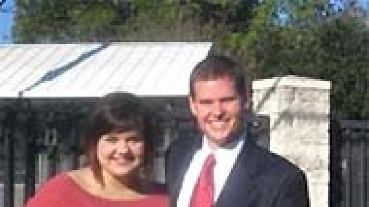 Abby Johnson junto a un dirigente pro-vida.