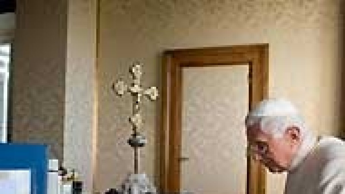 Un despacho que dirige la Iglesia...