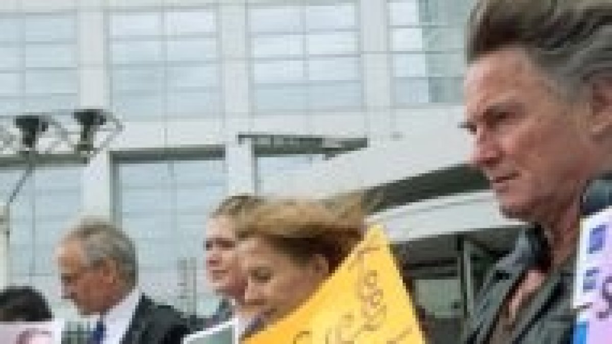 Varias personas manifestándose