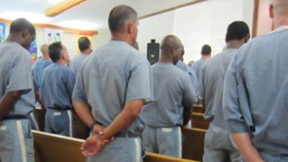 También entre convictos anda Dios buscando.