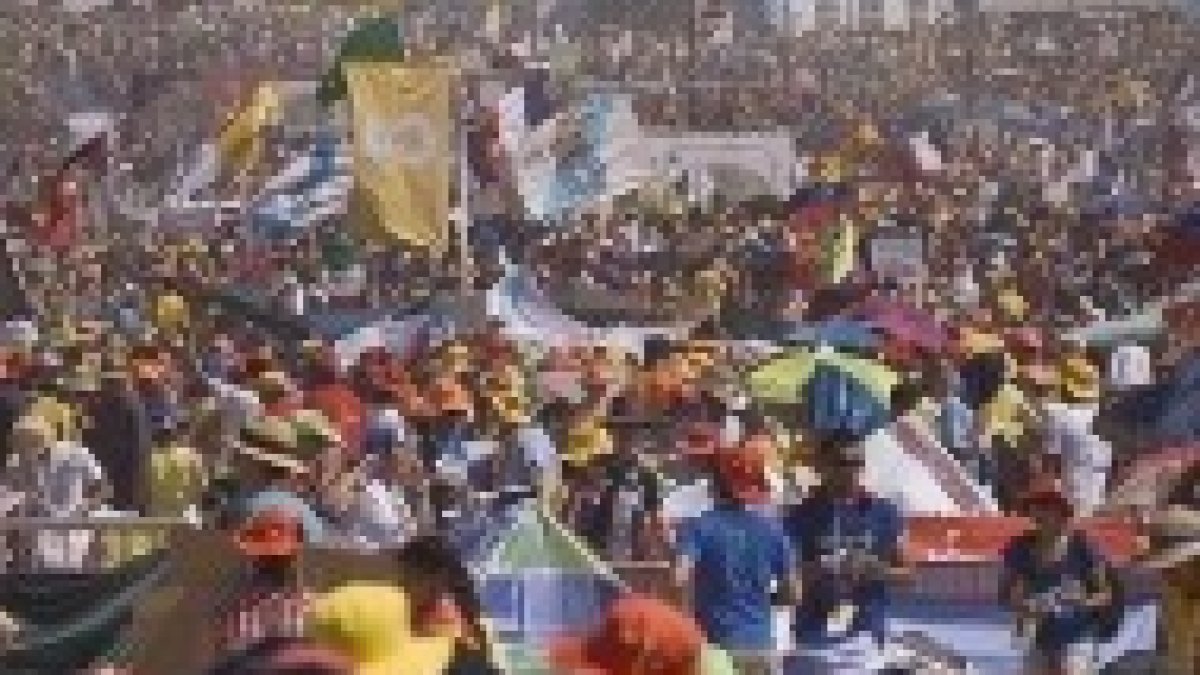 Miles de jóvenes peregrinos en Cuatro Vientos