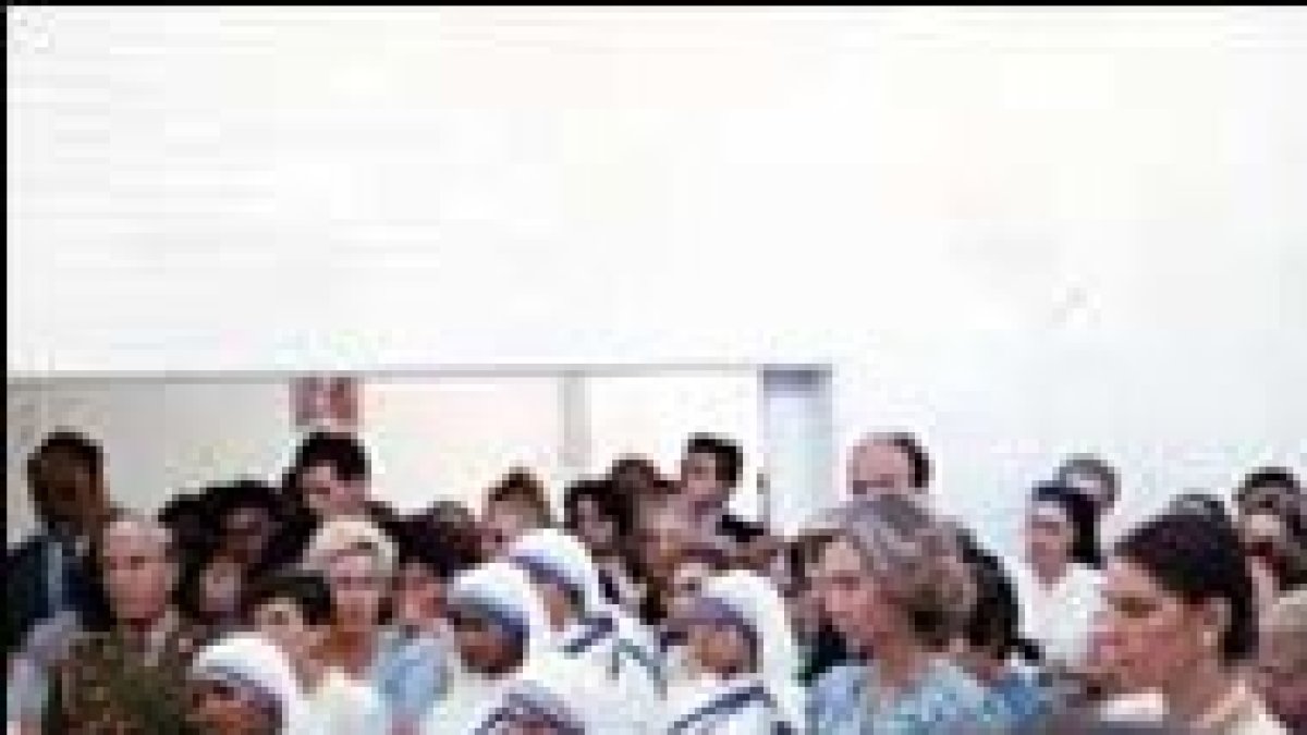 Inauguración del Hogar de las Misioneras de la Caridad, 1986
