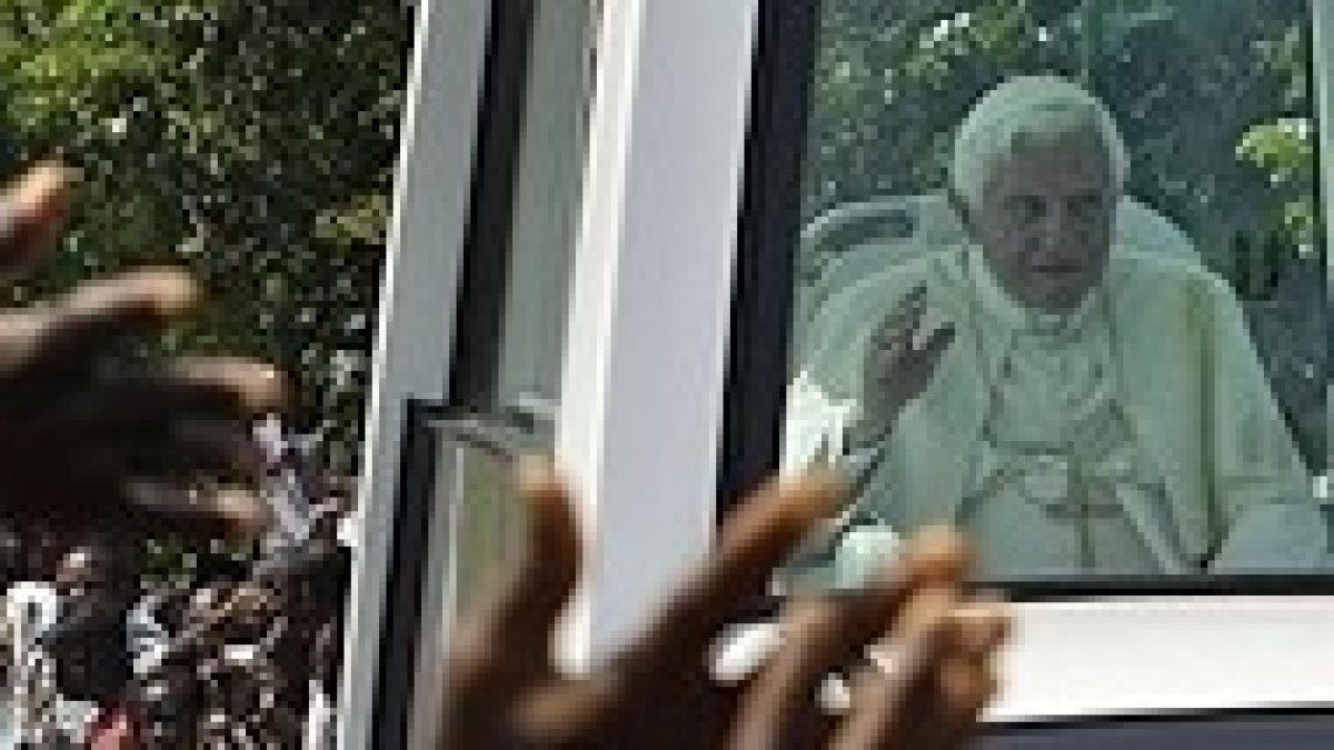 Fervor por el Papa en Benín.