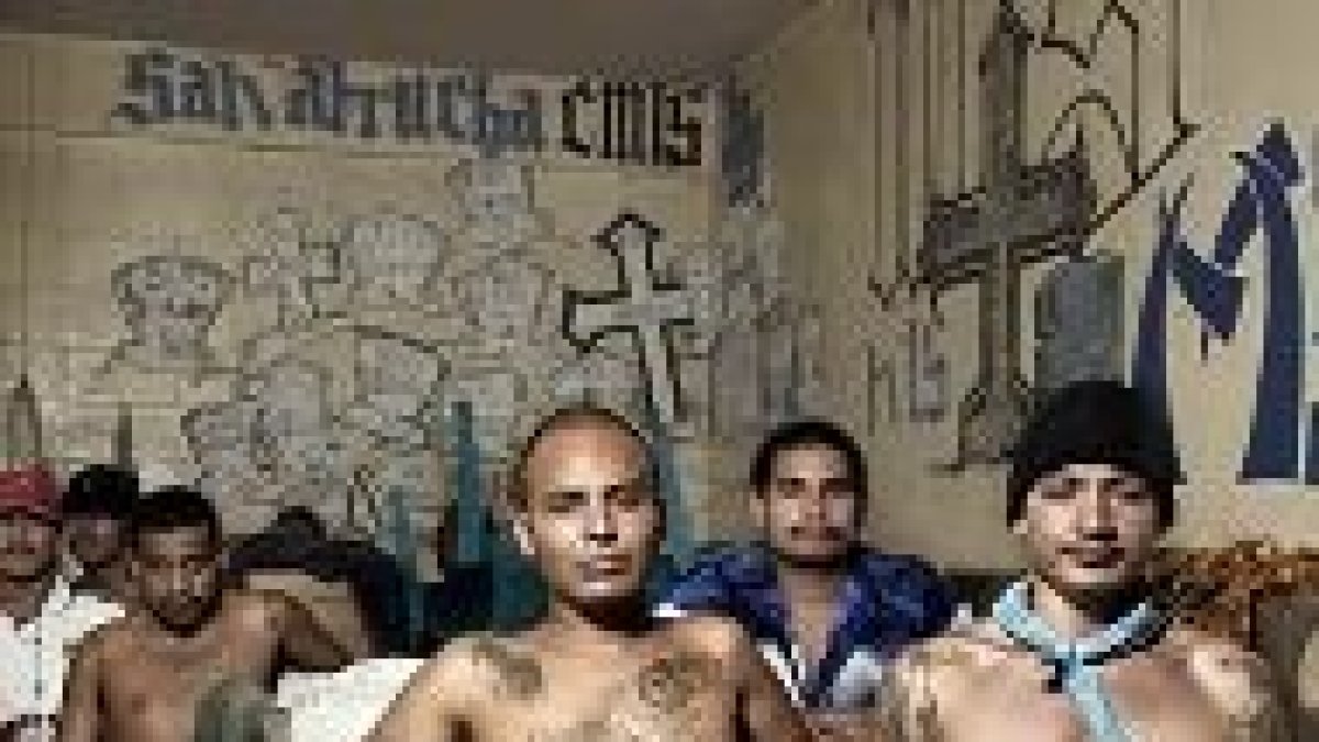 Miembros de una mara salvadoreña