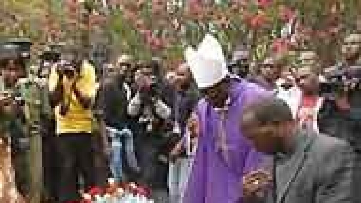 El obispo Charles Kasonde.