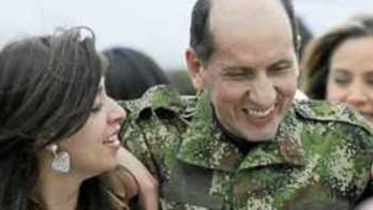 General Luis Mendieta, ex secuestrado de las FARC