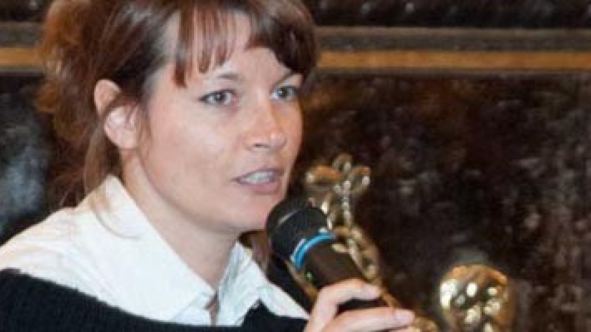 Alessandra en una conferencia