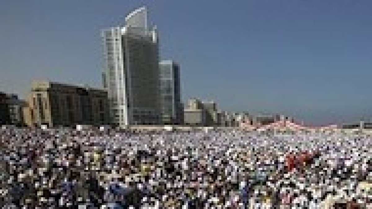 300.000 personas escucharon al Papa.