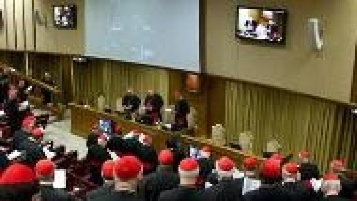Aún sin fecha para el Cónclave: los cardenales hablan de ecumenismo y servicio a los pobres