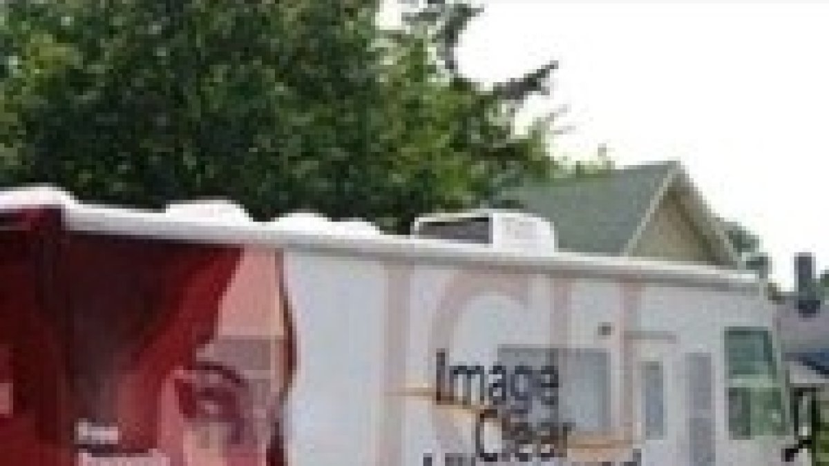 Unidad de ultrasonidos y ayuda a la madre