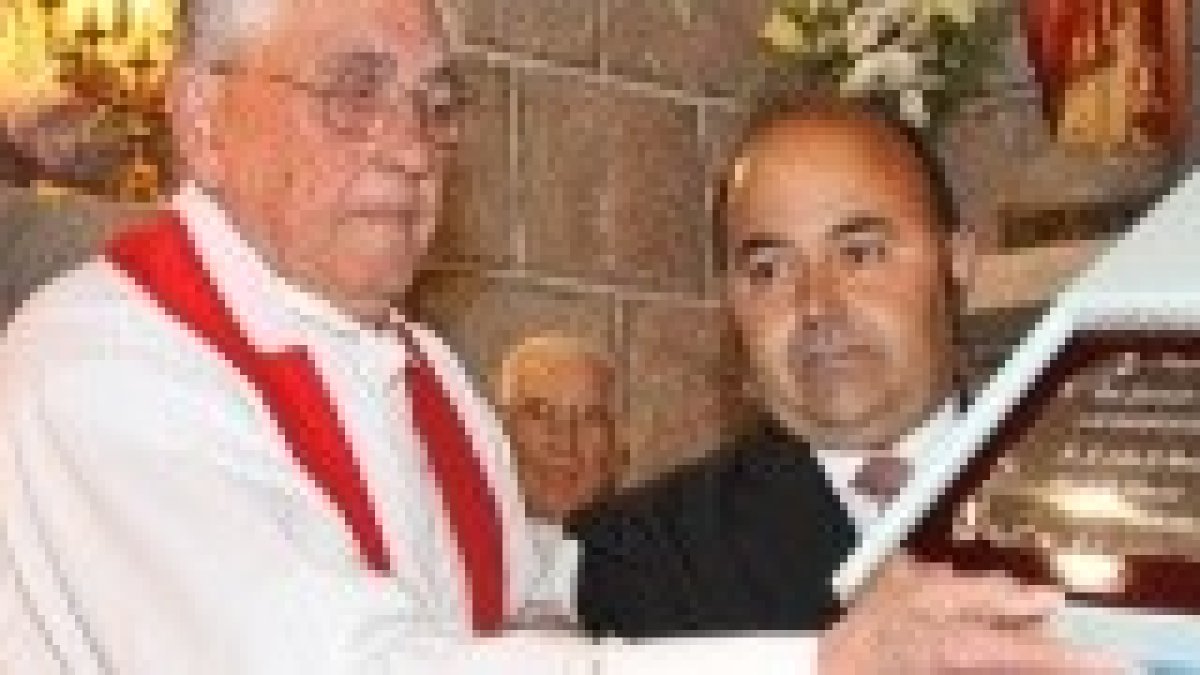 El padre Francisco de Dios, en un acto