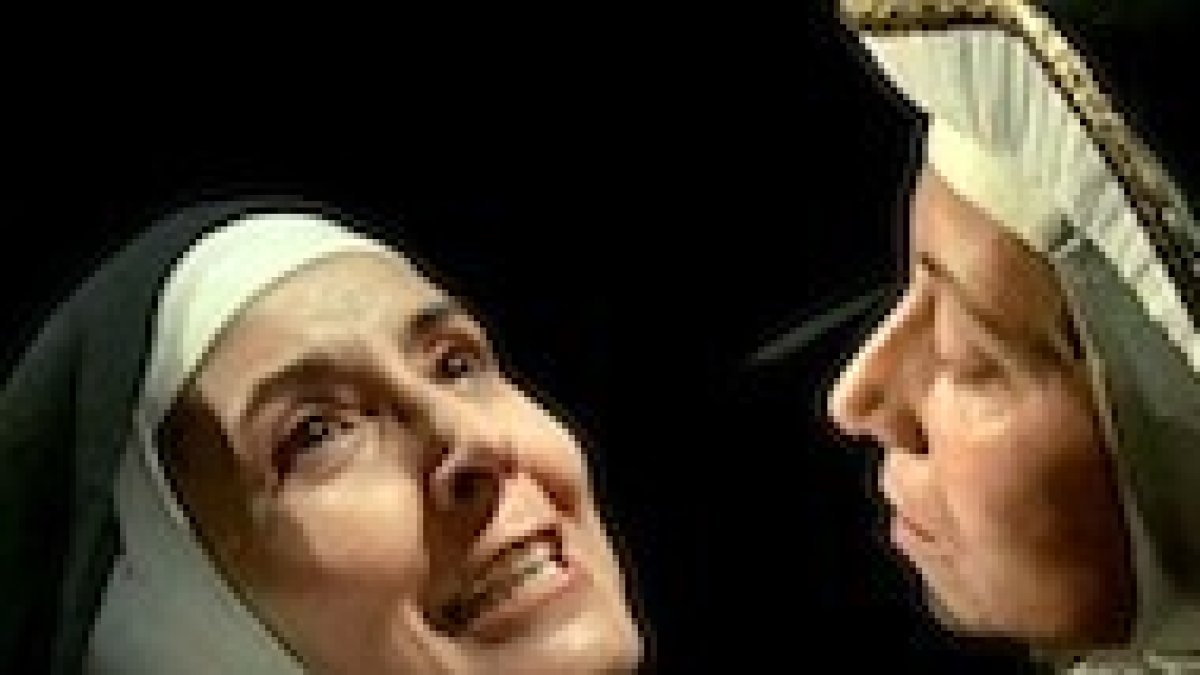 Concha Velasco como Santa Teresa de Jesús.