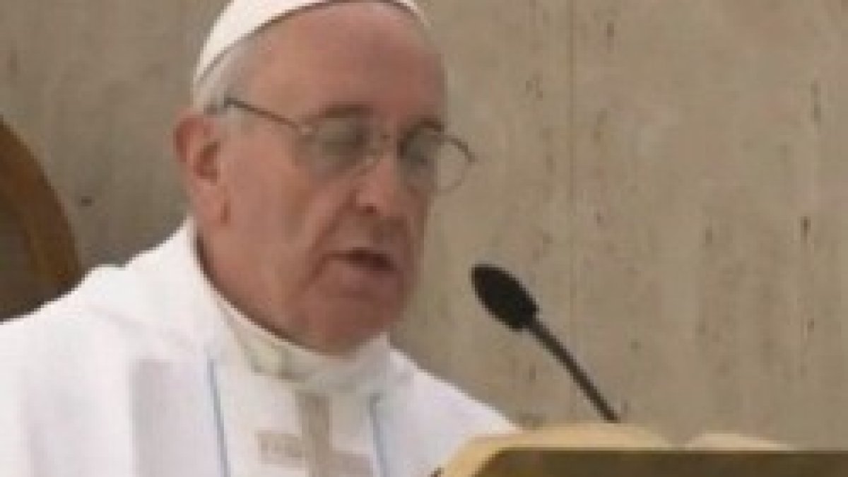 Francisco predica en Santa Marta