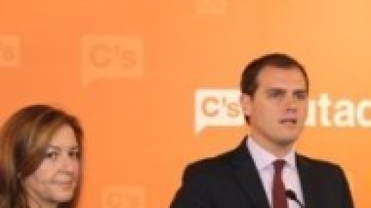 Ciutadans no votó la moción abortista -aquí, C. Mejías y A. Rivera