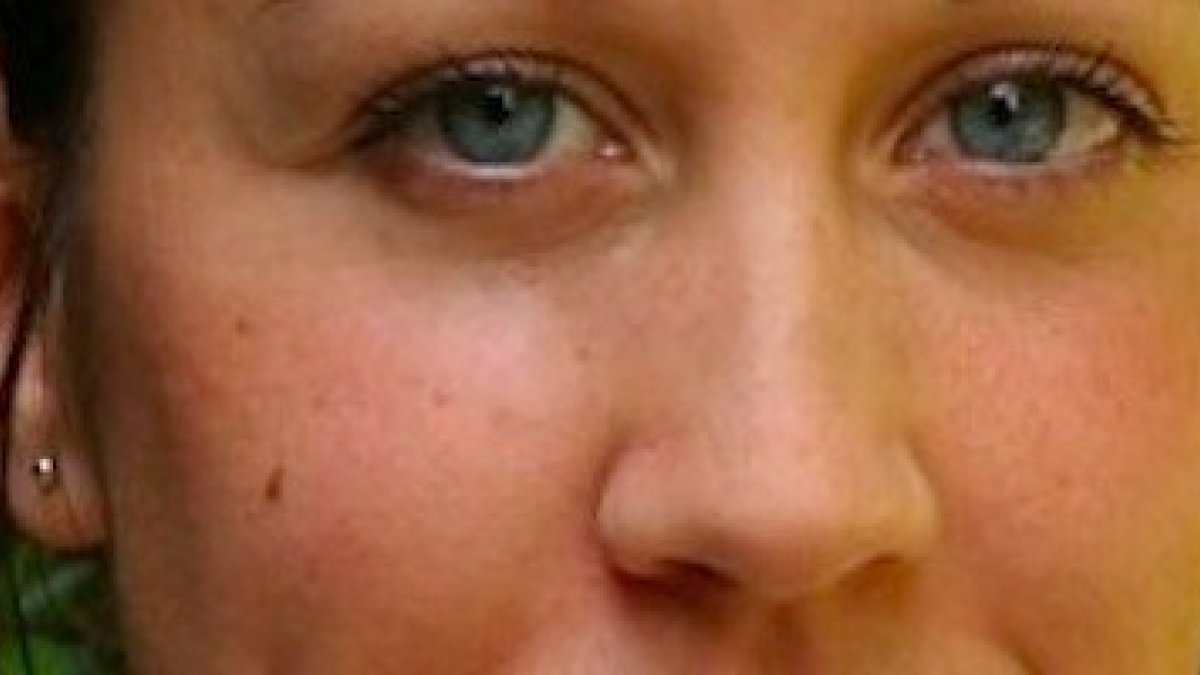 Descendiente de Darwin, fue atea, se convirtió a la fe católica y es portavoz de Catholic Voices