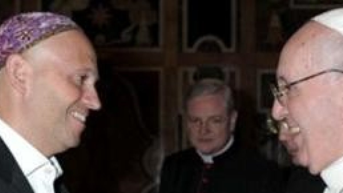 El rabino Sergio Bergman saluda al Papa Francisco