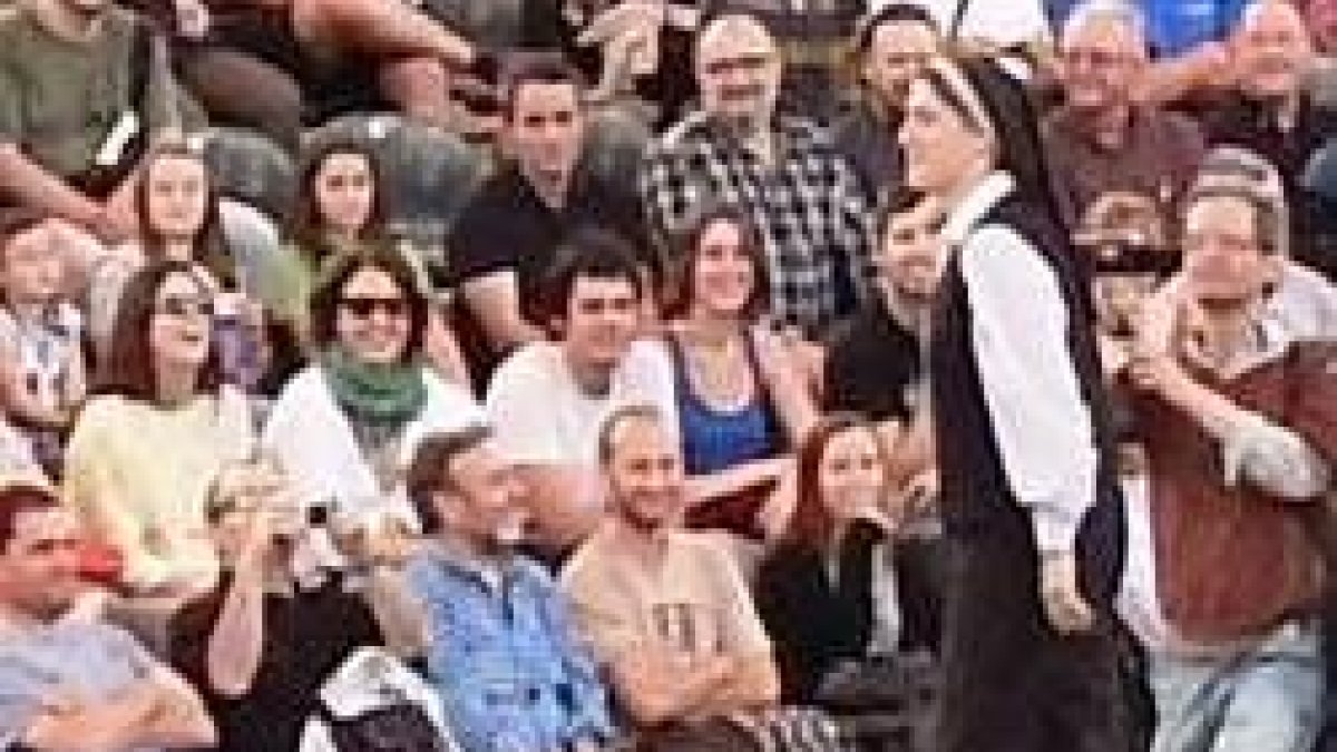 Teresa Forcades, de mitin