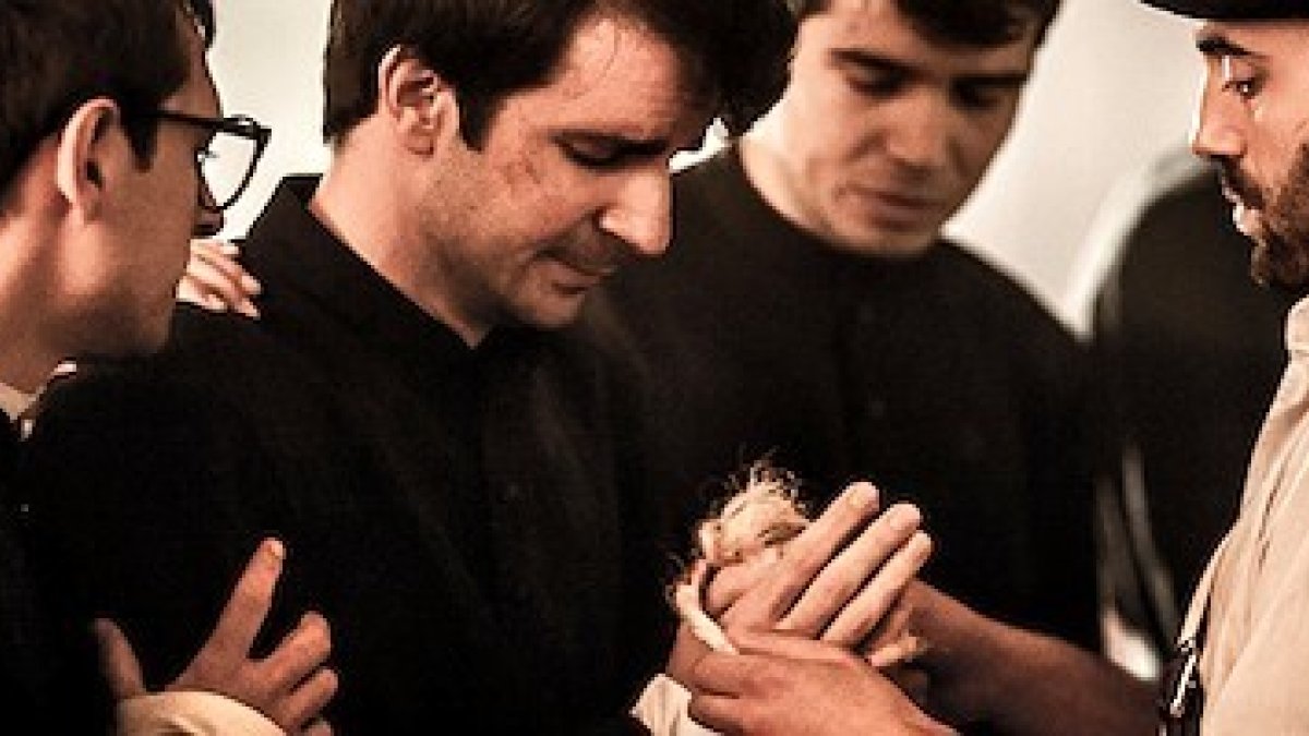 Escena de Un Dios Prohibido, sobre mártires de la persecución religiosa