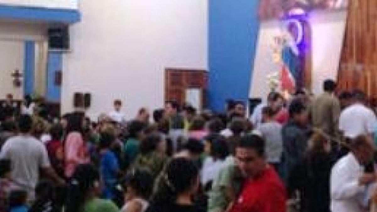 Agitación en la parroquia María Madre de la Iglesia, en Guadalajara, México