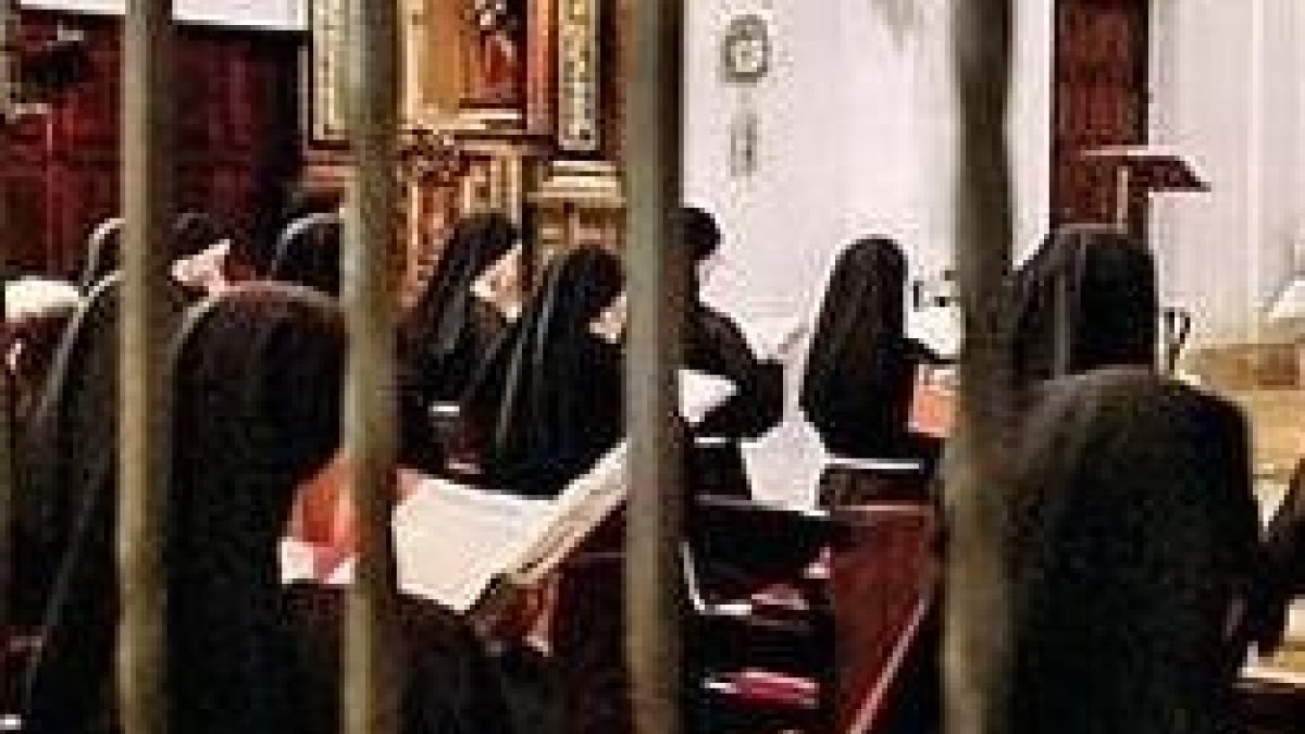 La vida religiosa llama como antes, aunque se constata más inmadurez en las generaciones actuales